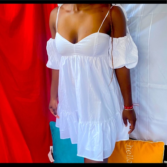 S Knee length white dress - Picture 3 of 4